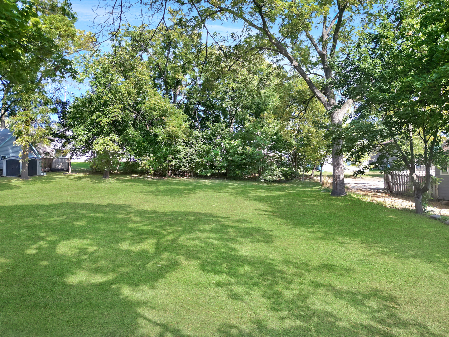 208 W Ellis Avenue Property Photo 5
