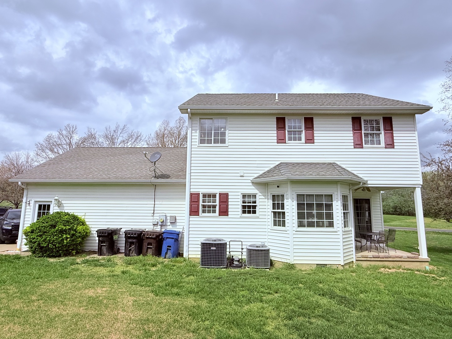 312 Cherokee Drive Property Photo 2