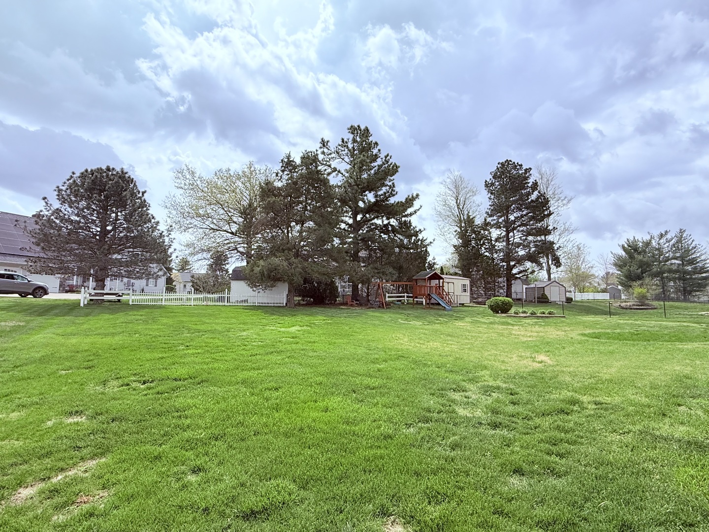 312 Cherokee Drive Property Photo 9
