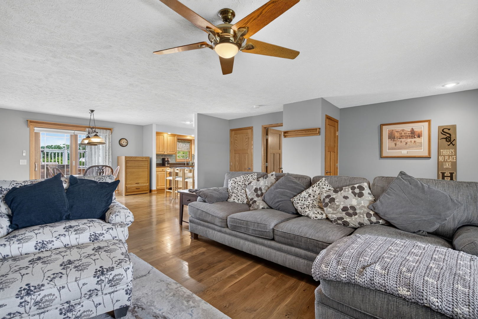 3365 N School Drive Property Photo 6