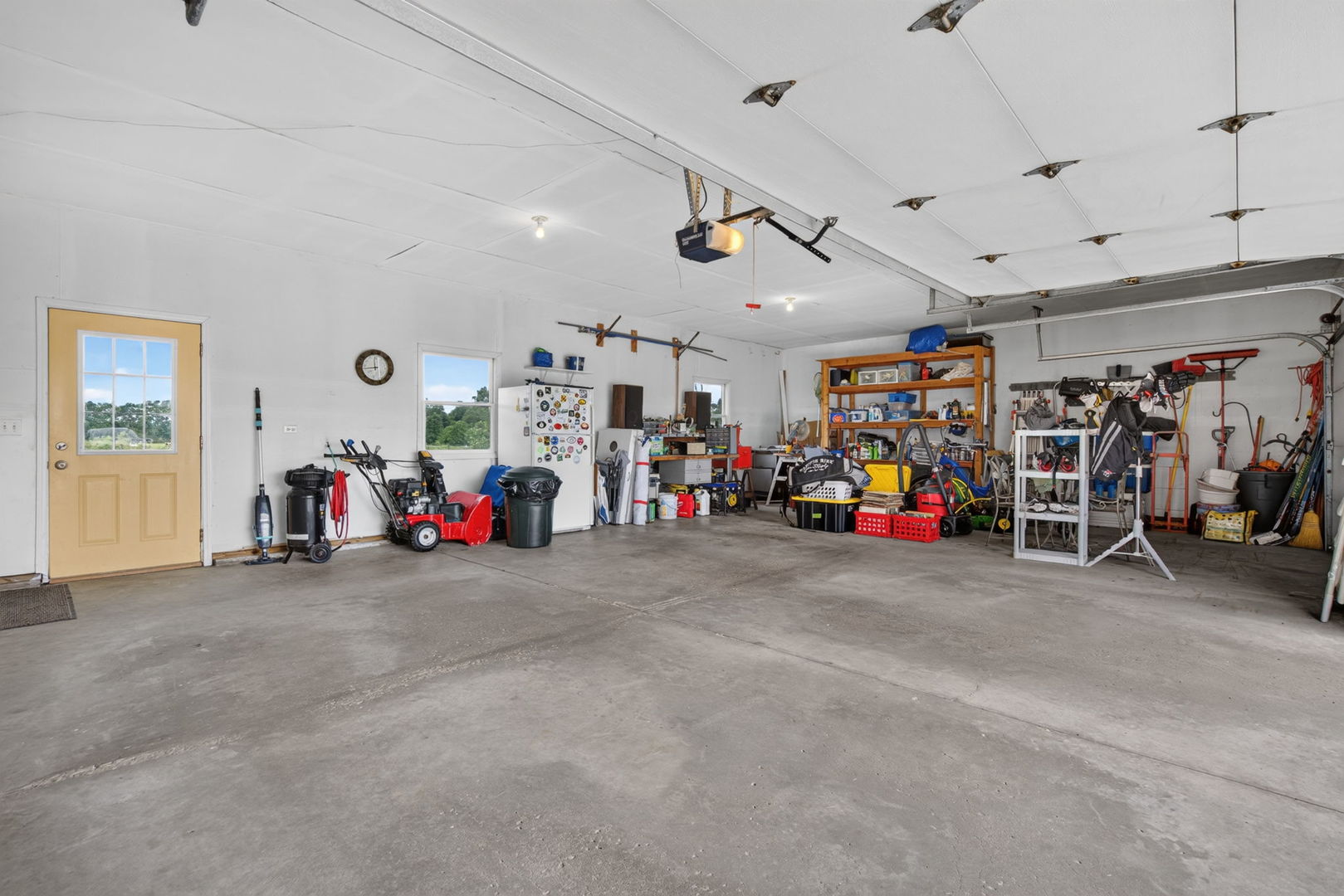 3365 N School Drive Property Photo 37