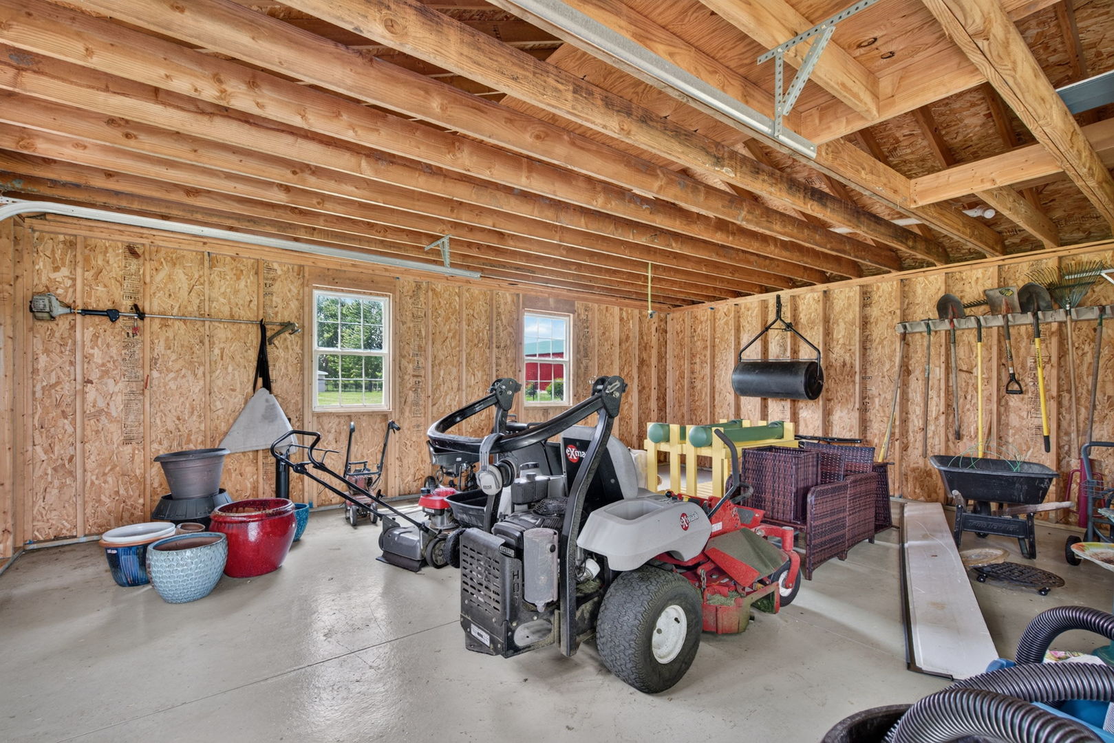 3365 N School Drive Property Photo 39