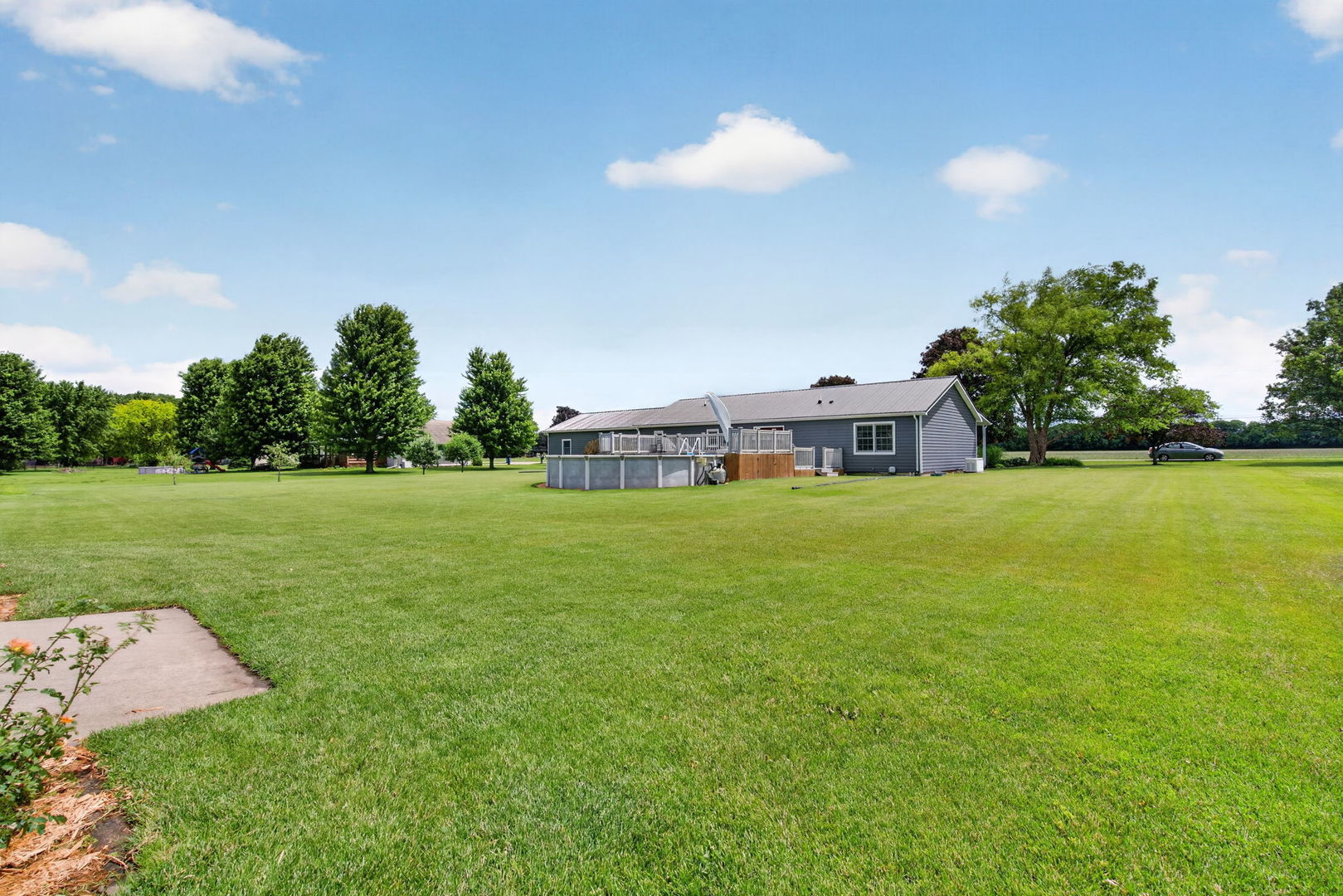 3365 N School Drive Property Photo 46