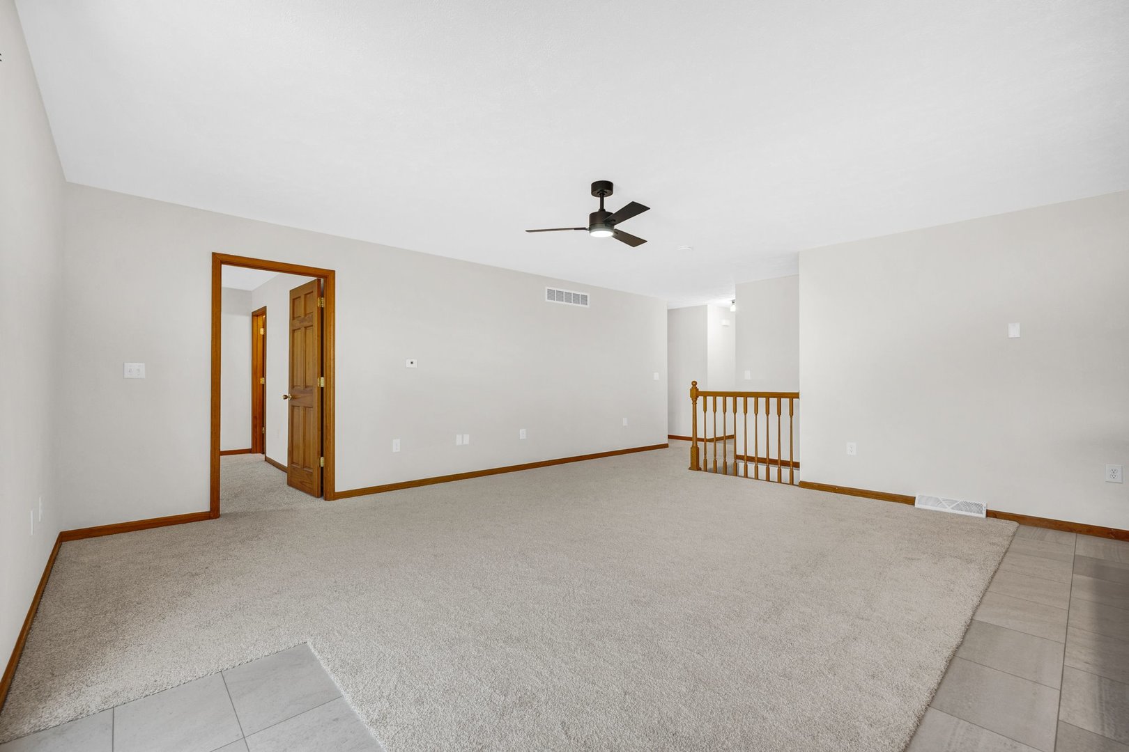 109 E Lake Court B Property Photo 11