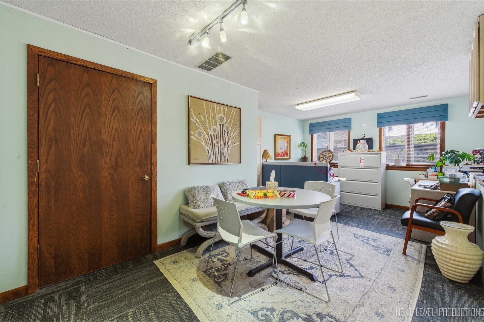 2000 Larkin Avenue 102-103 Property Photo 8