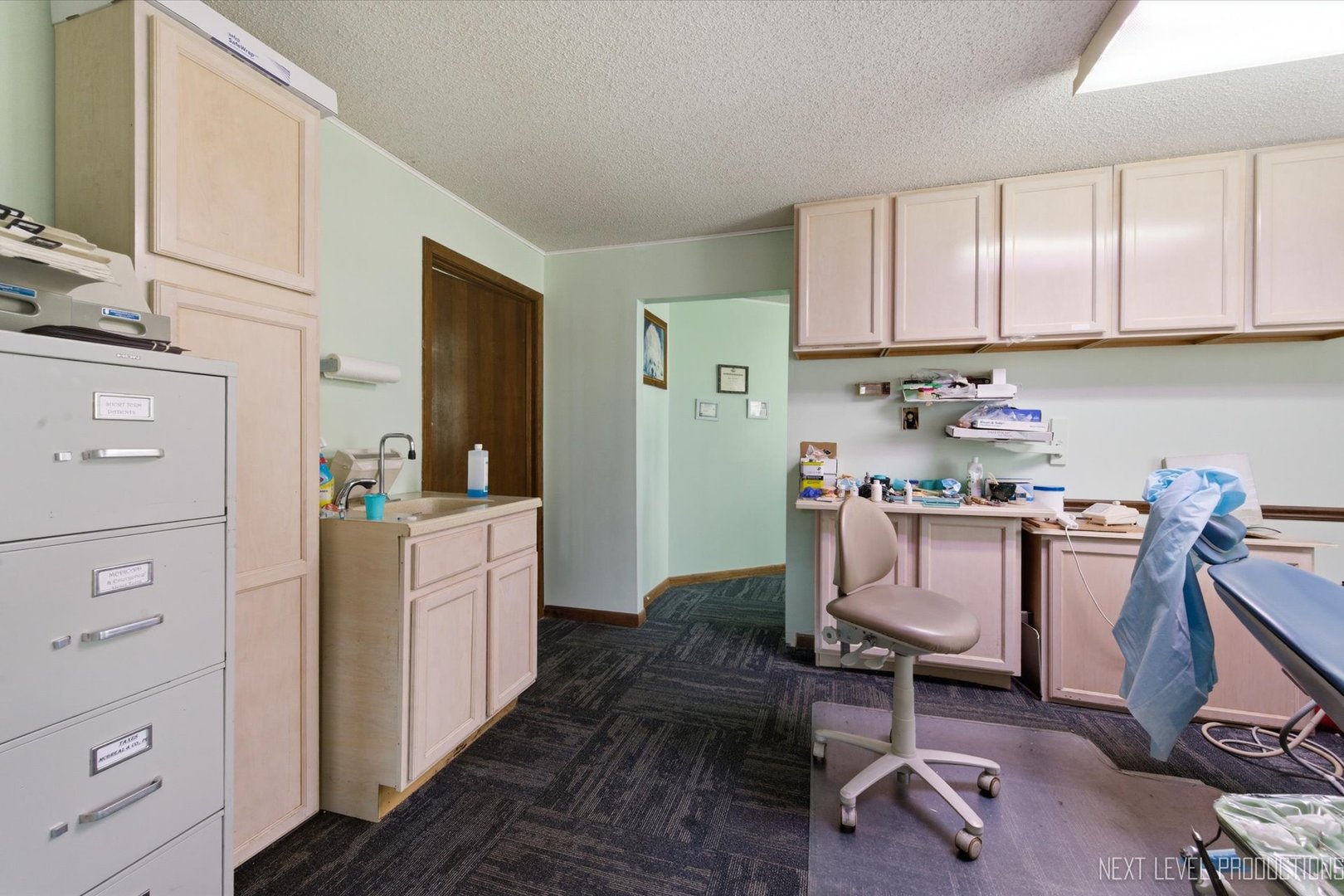 2000 Larkin Avenue 102-103 Property Photo 25