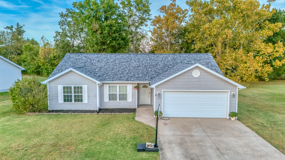 1508 Hawkeye Court Property Photo 1
