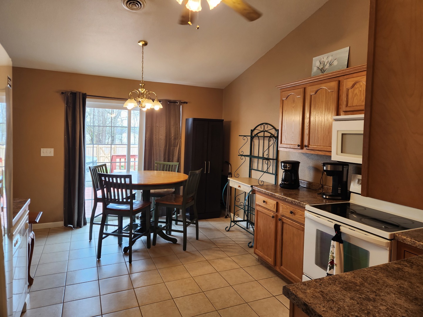 1508 Hawkeye Court Property Photo 8