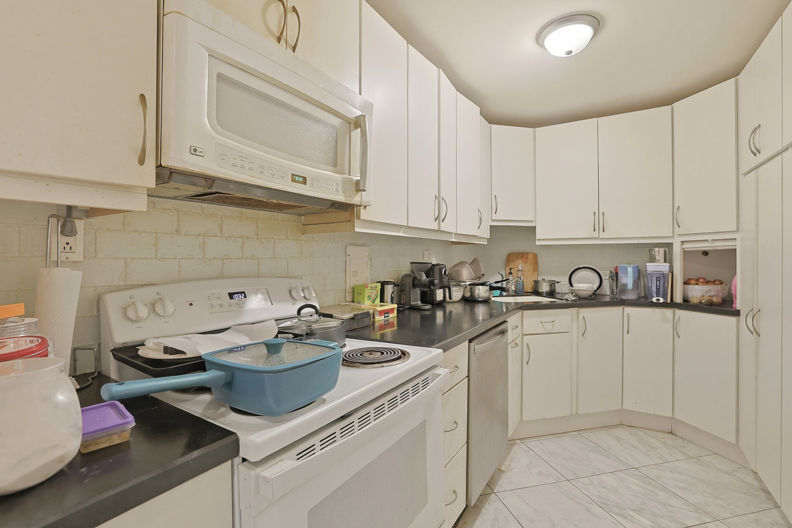 5701 N Sheridan Road 3e Property Photo 3