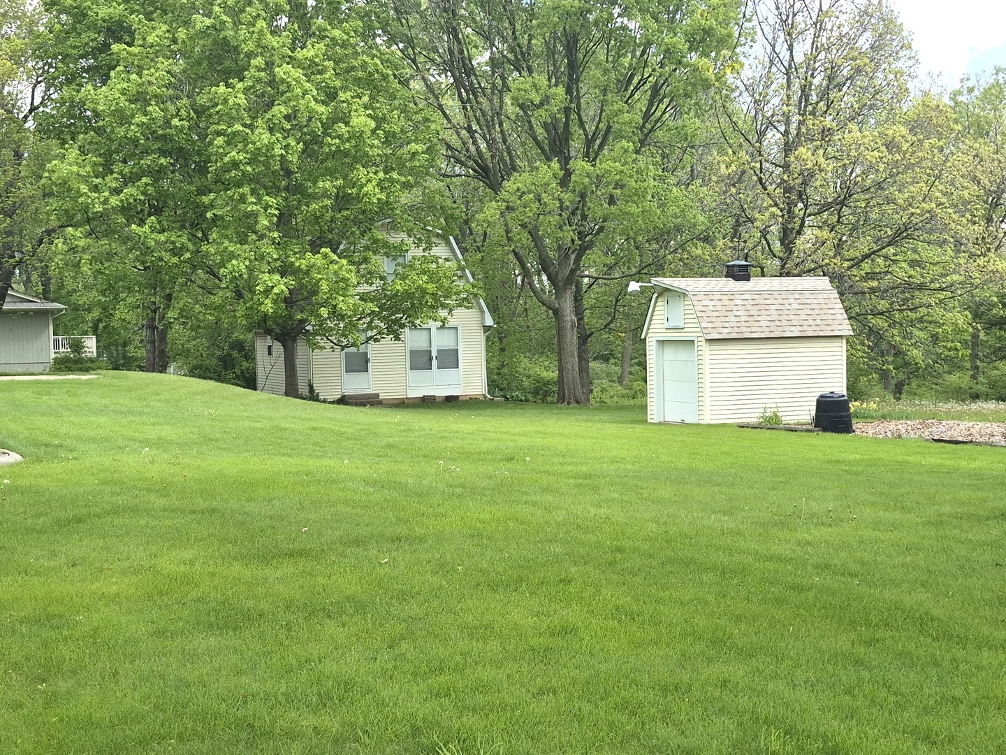 8 Hawthorne Drive Property Photo 7