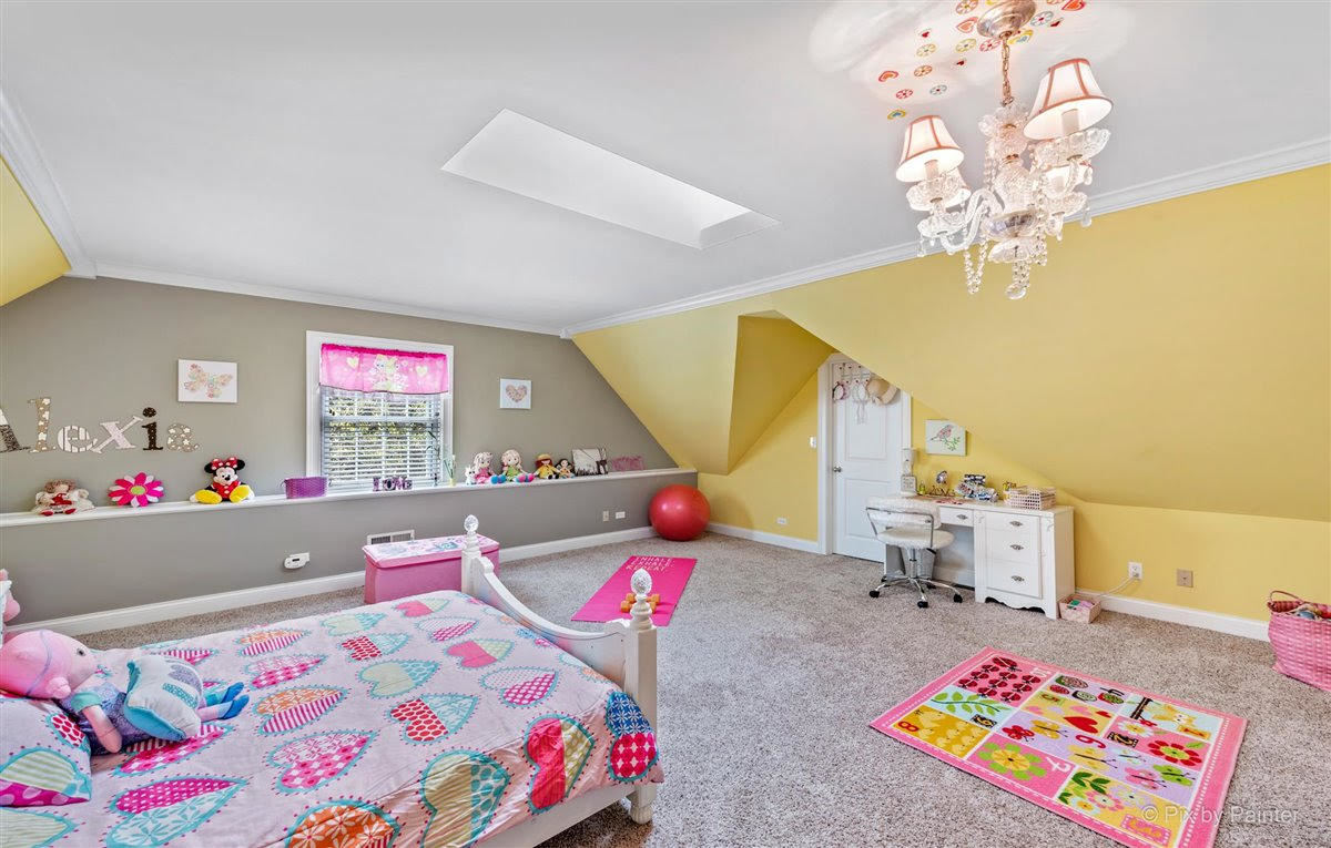 240 S Mchenry Avenue Property Photo 14