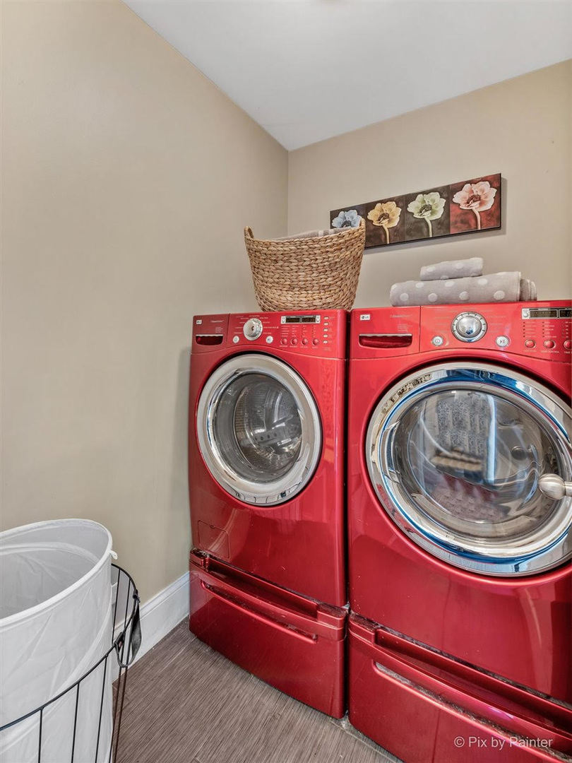 240 S Mchenry Avenue Property Photo 24