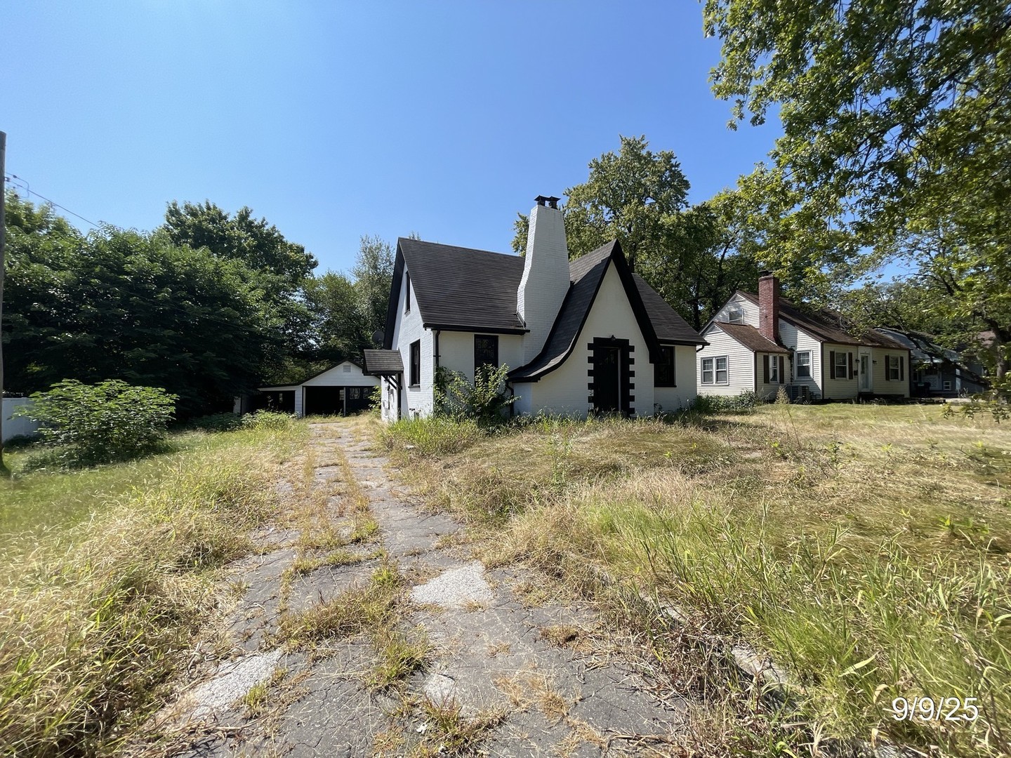 414 74th Street Property Photo 1