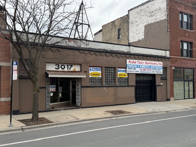 3017 W Irving Park Road Property Photo 1