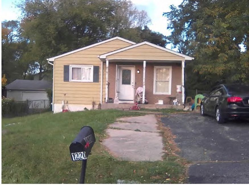 1220 Woodridge Drive Property Photo 3