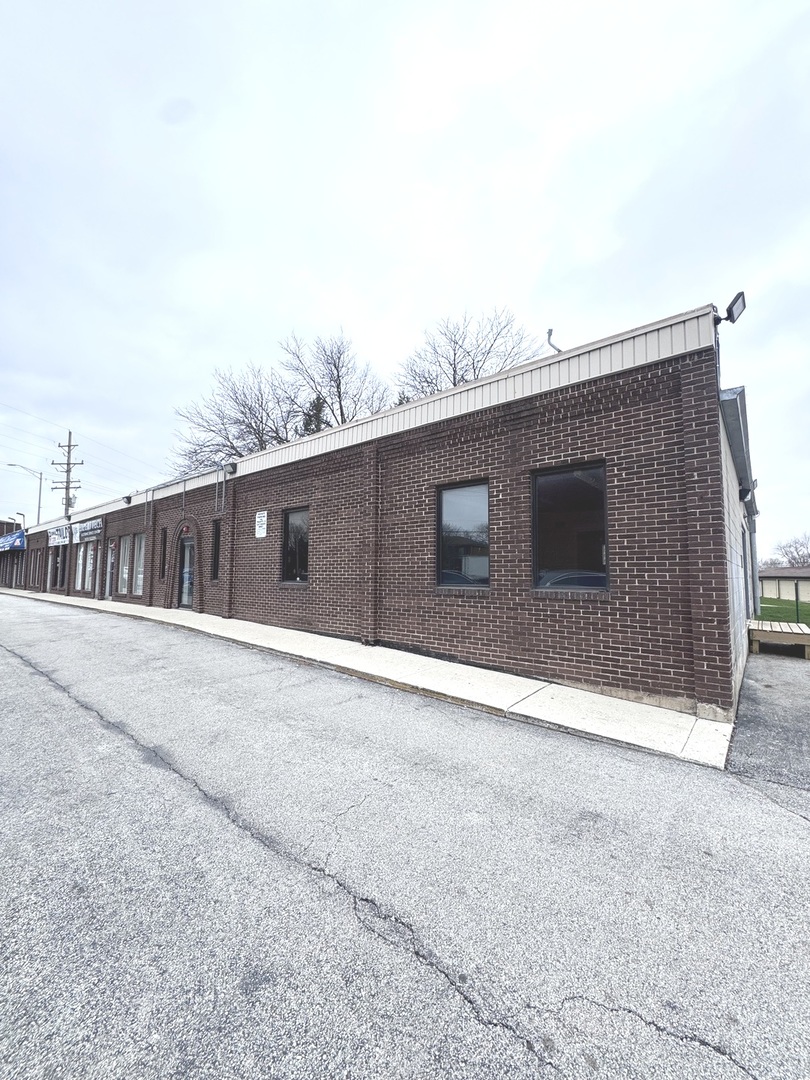 10500 Southwest Highway G1 Property Photo 2