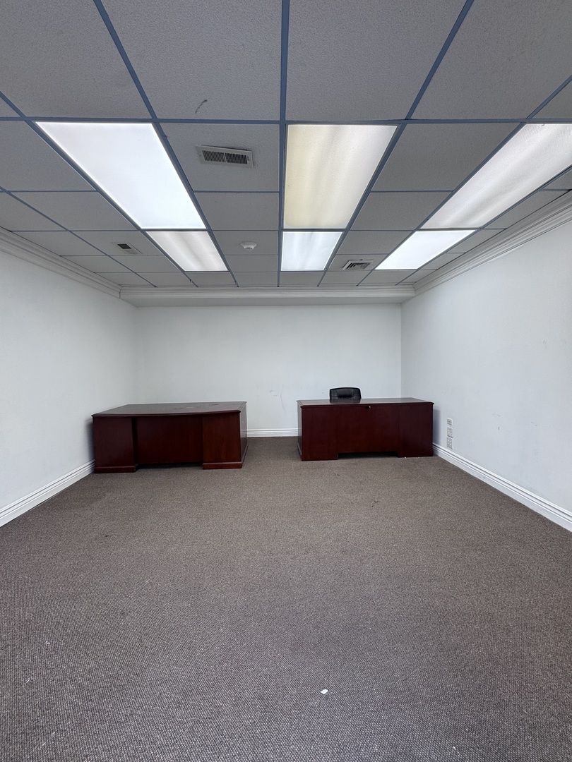 10500 Southwest Highway G1 Property Photo 3