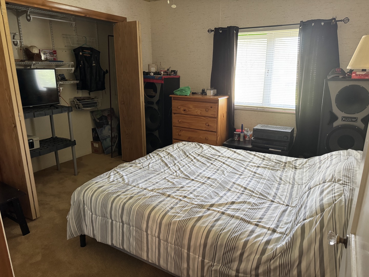 409 S Parkhill Street Property Photo 8