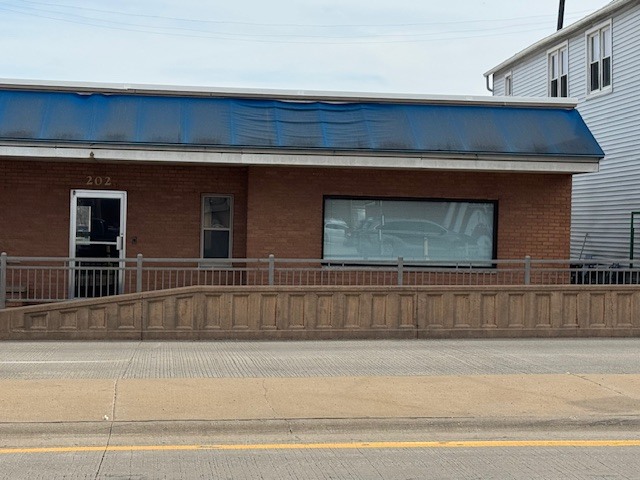 202 S Bridge Street Property Photo 1
