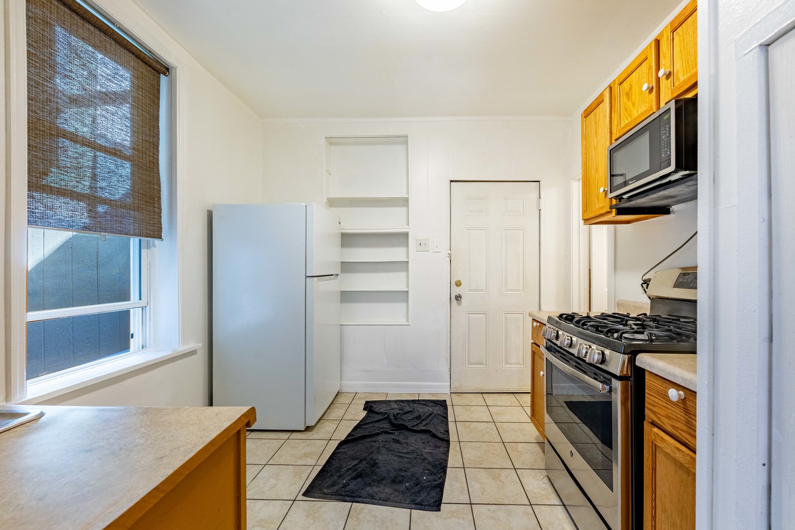 2109 W Cullerton Street Property Photo 12