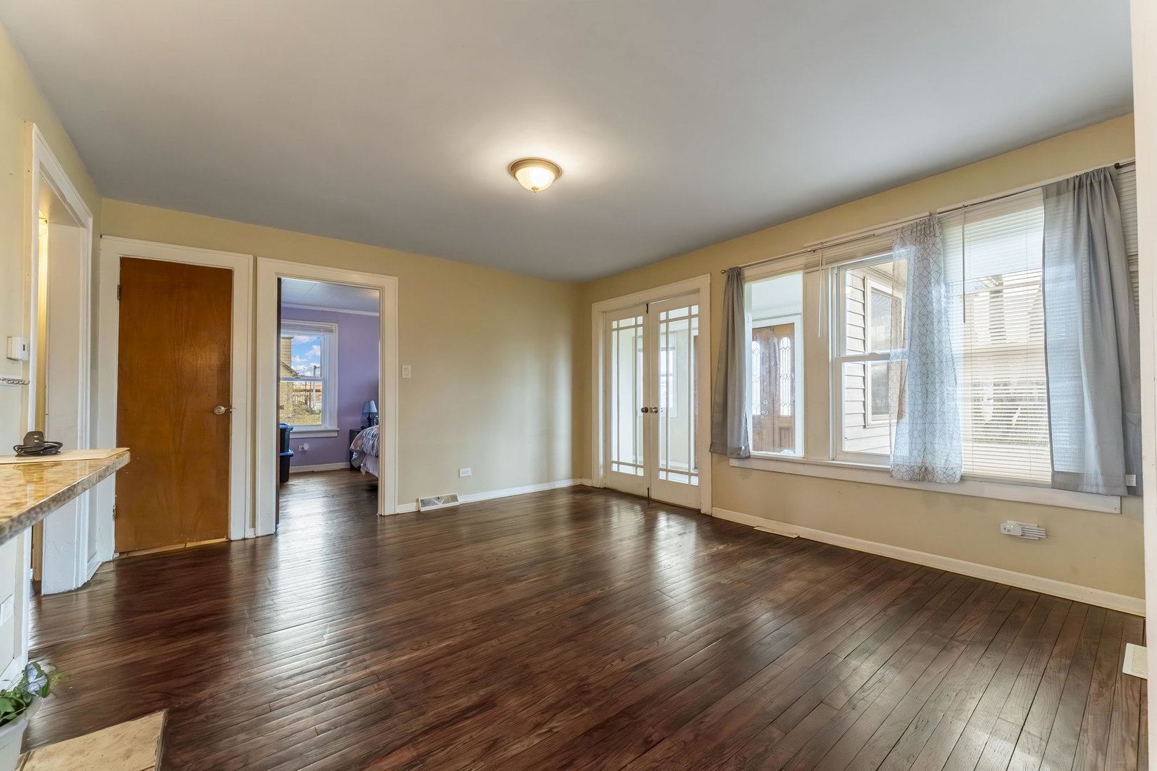 4720 Lincoln Avenue Property Photo 7