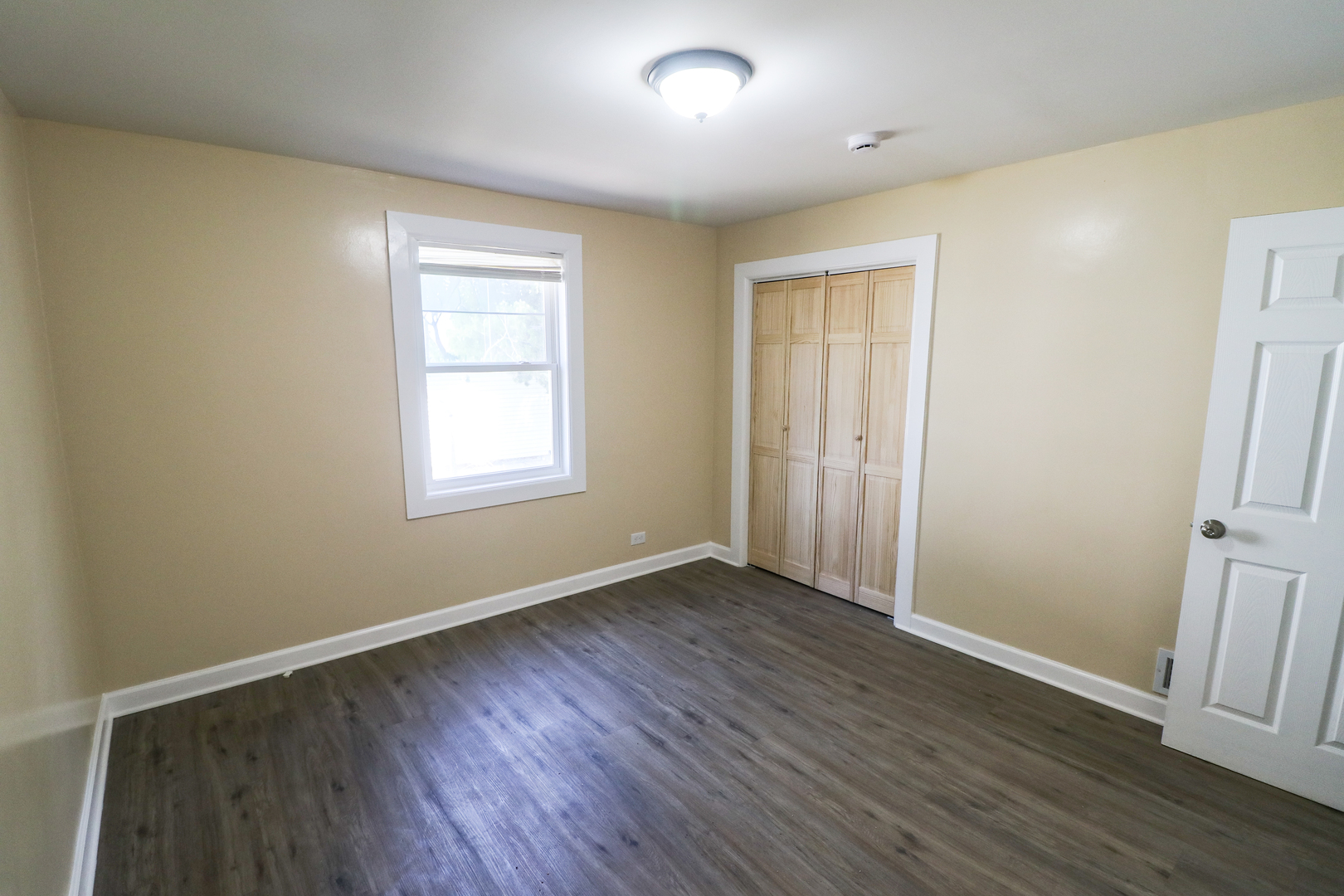 14632 Green Street Property Photo 7
