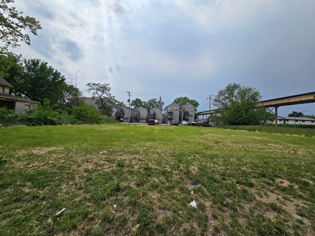 12608729 Property Photo 2