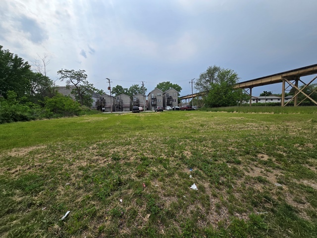 12608729 Property Photo 3