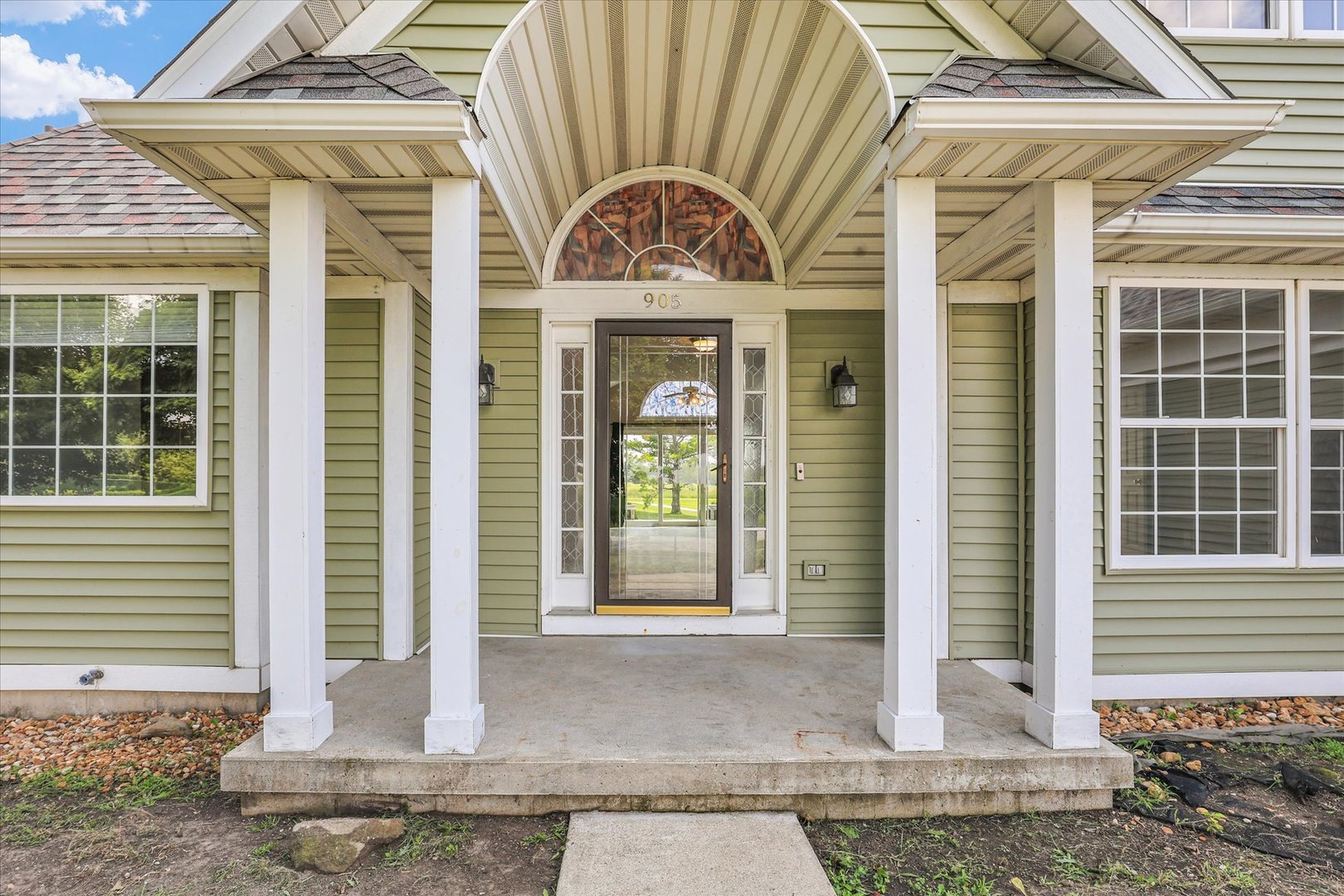 905 Pheasant Run Road Property Photo 6