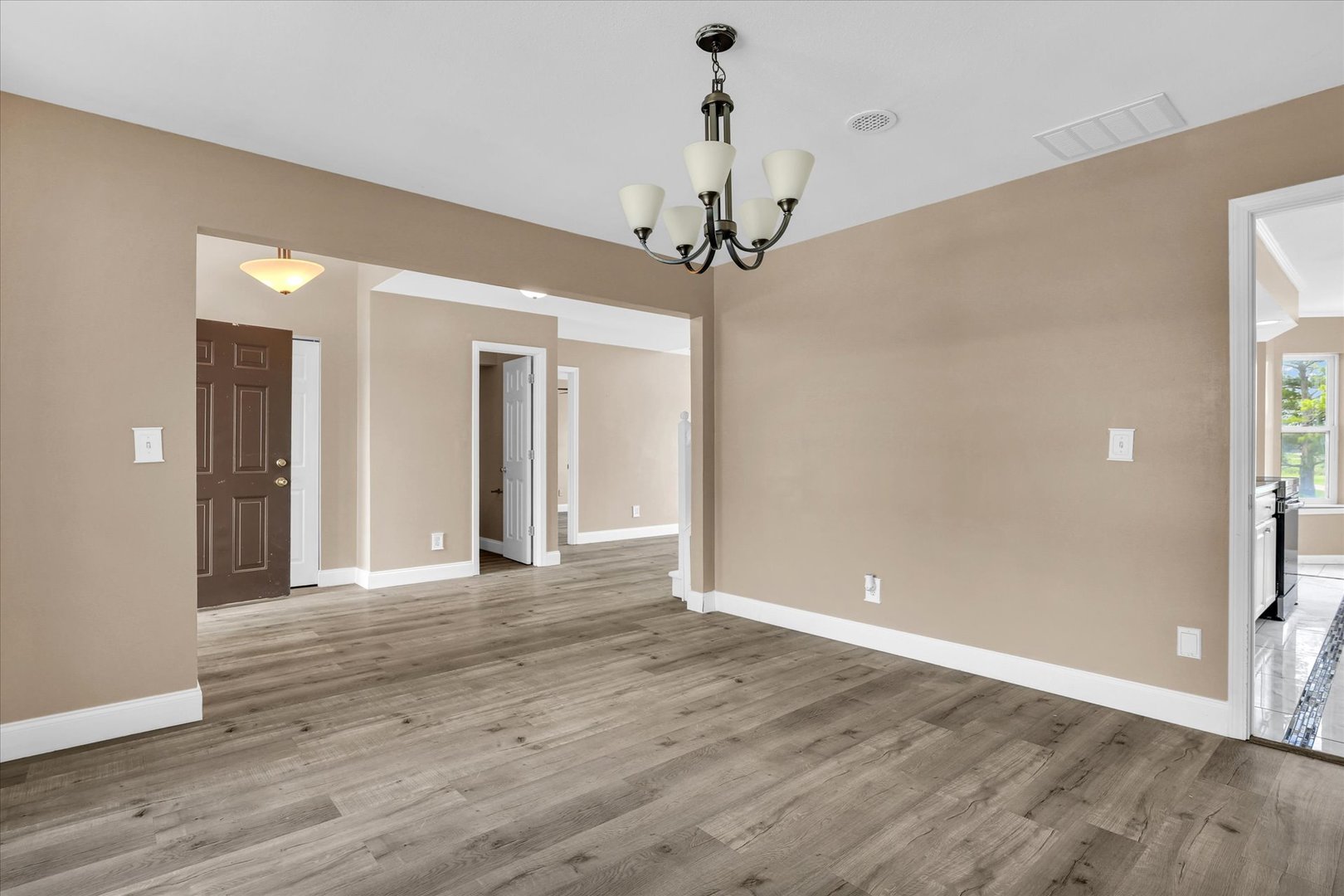905 Pheasant Run Road Property Photo 11