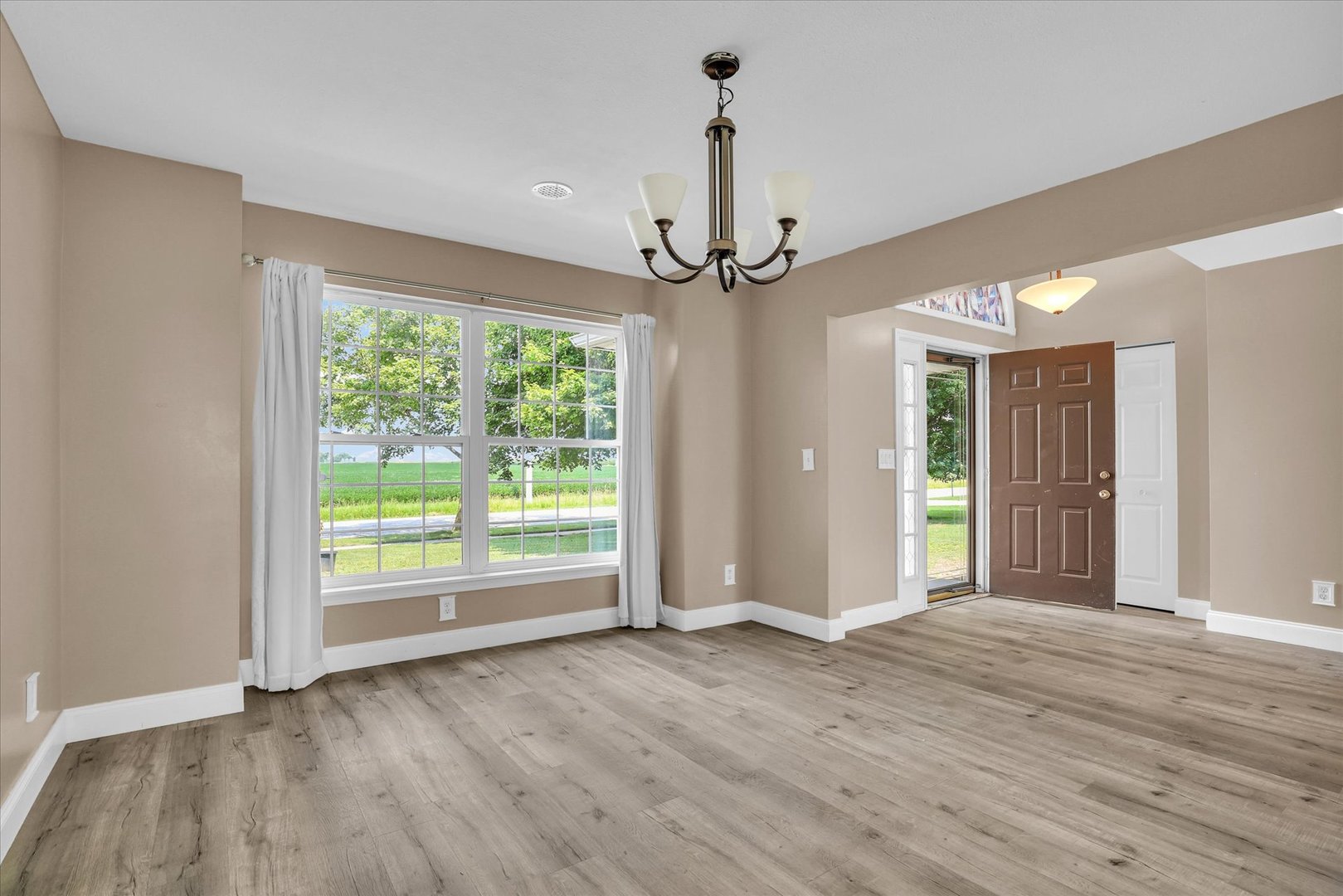 905 Pheasant Run Road Property Photo 12
