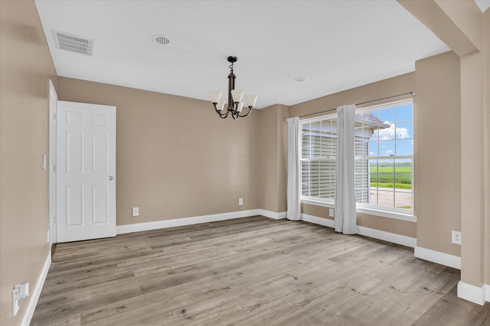 905 Pheasant Run Road Property Photo 13