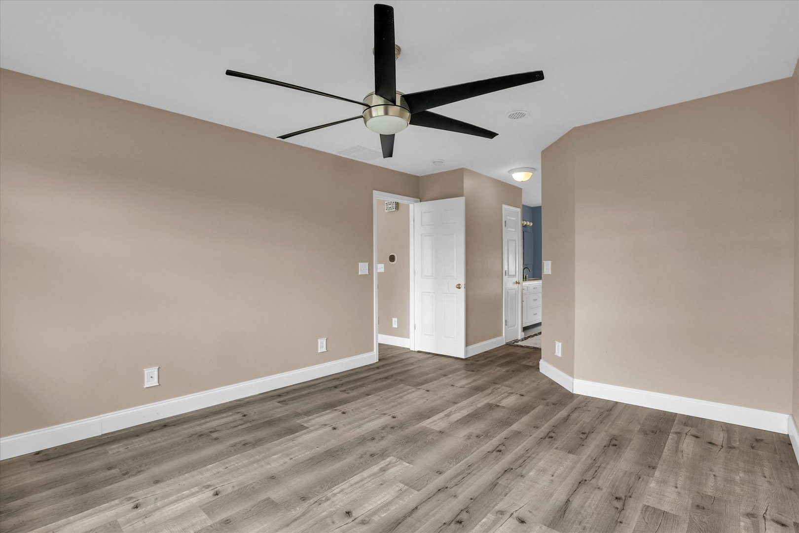 905 Pheasant Run Road Property Photo 27