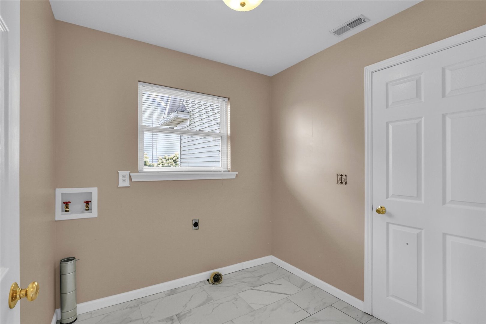905 Pheasant Run Road Property Photo 34