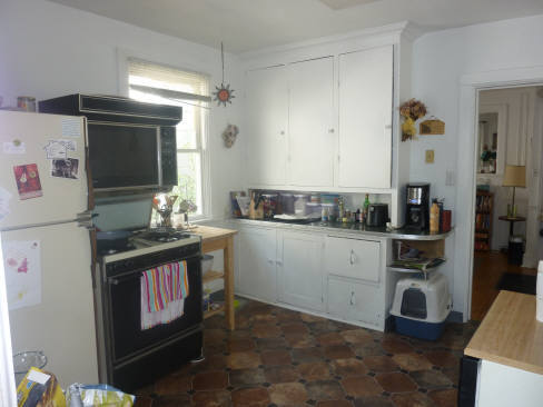 323 N Loomis Street Property Photo 5