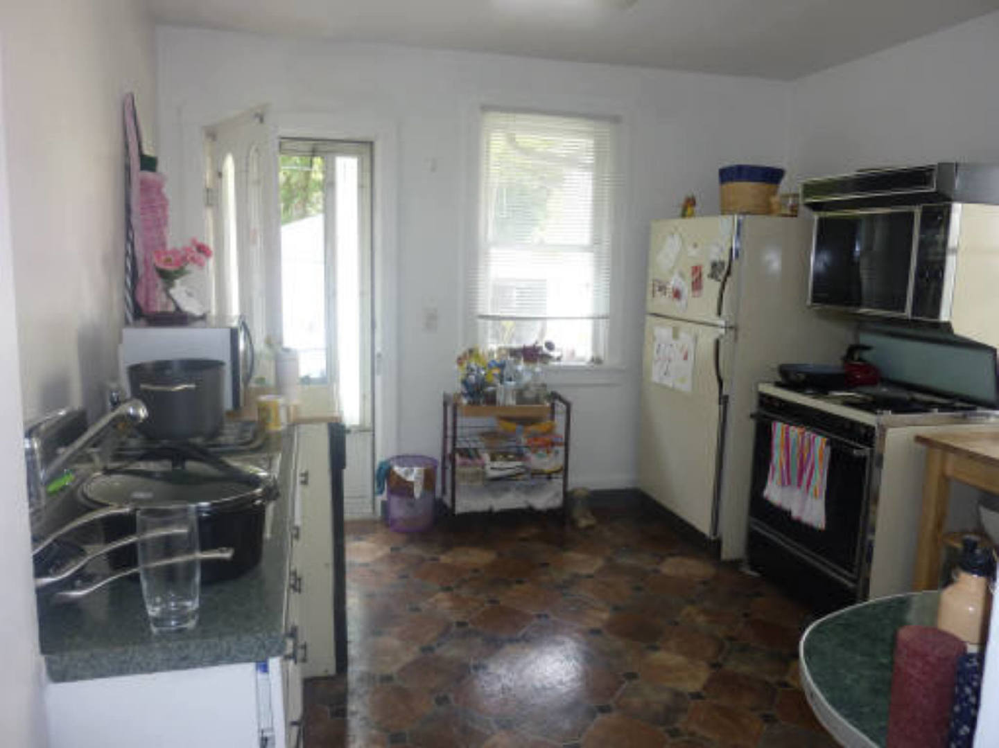 323 N Loomis Street Property Photo 6