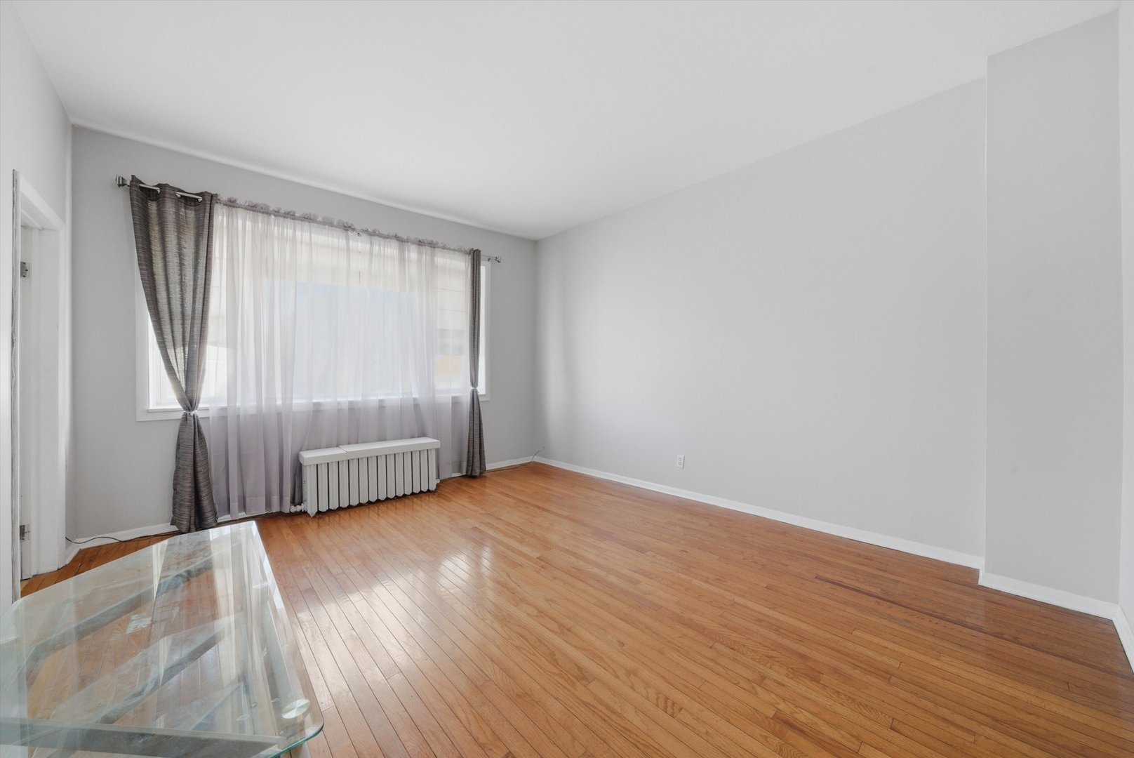 2836 S Union Avenue Property Photo 15