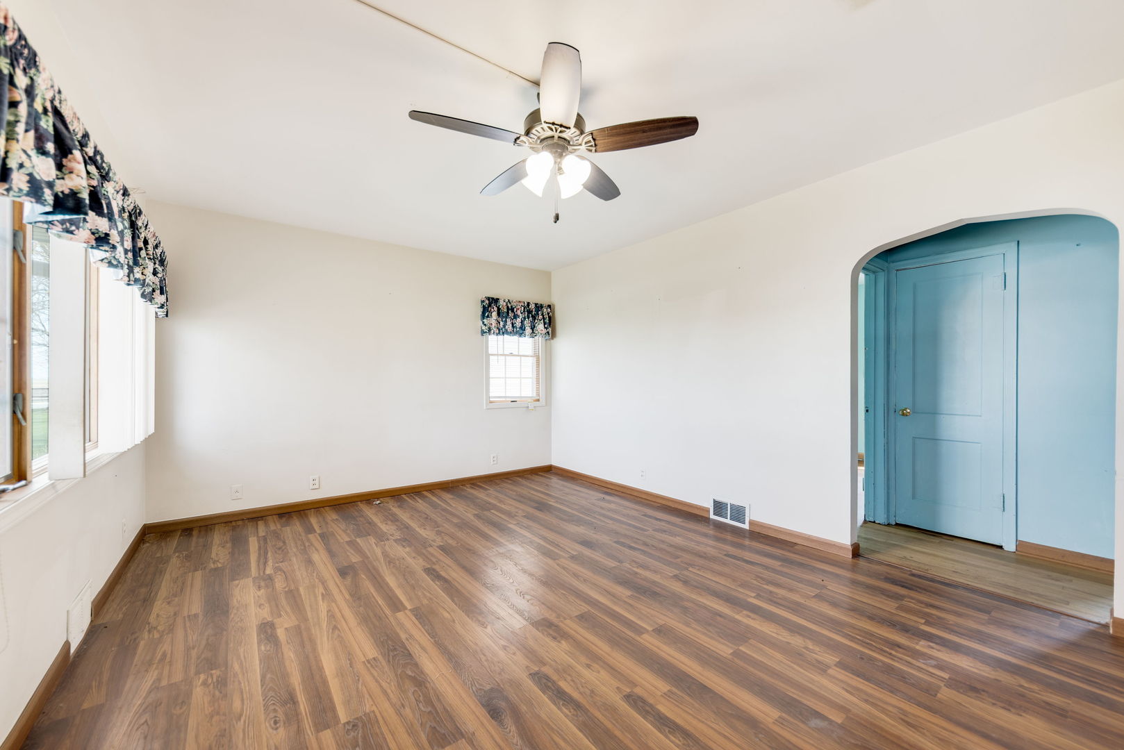 105 Seiler Street Property Photo 4
