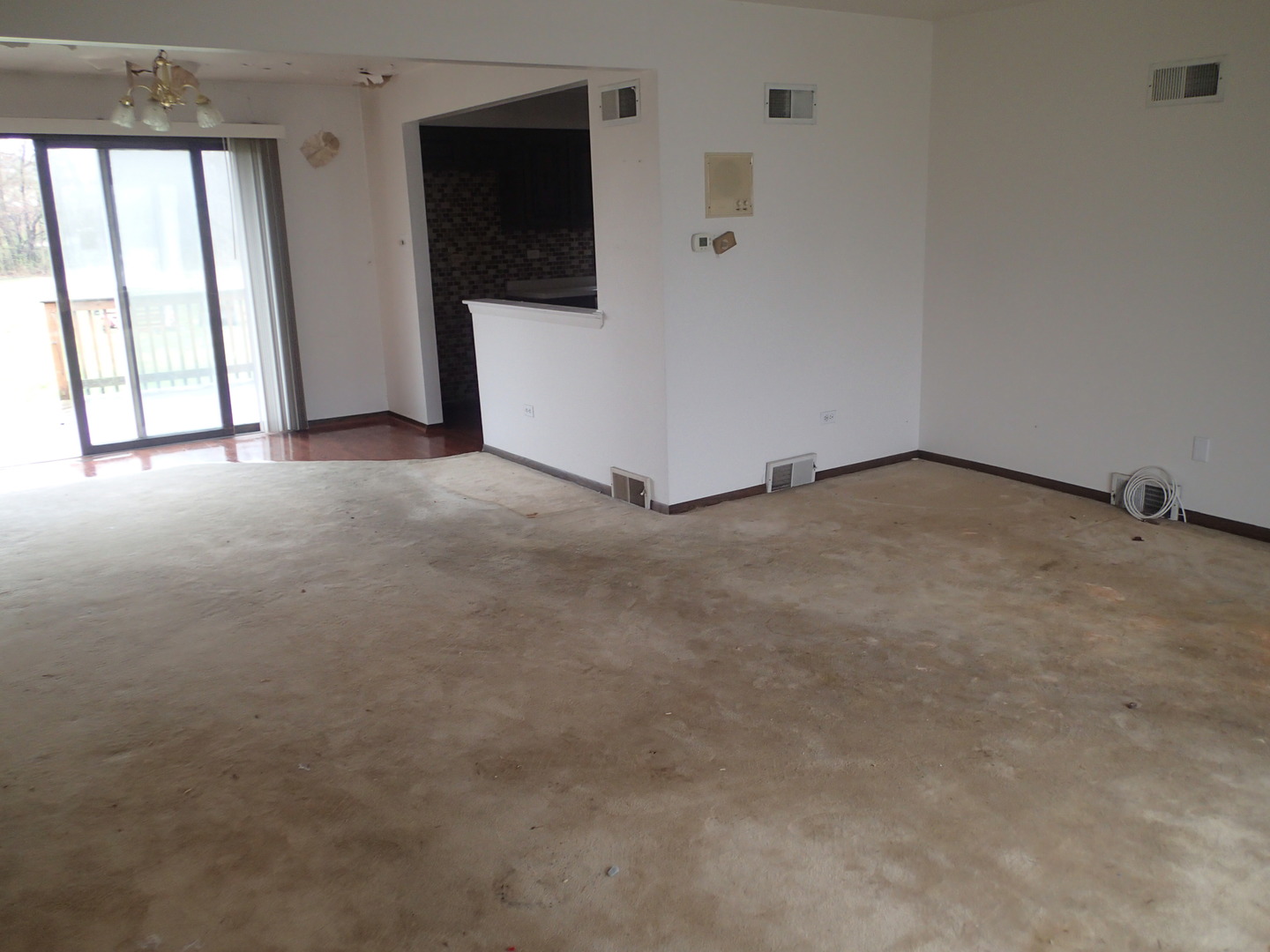 10363 S 84th Avenue Property Photo 4