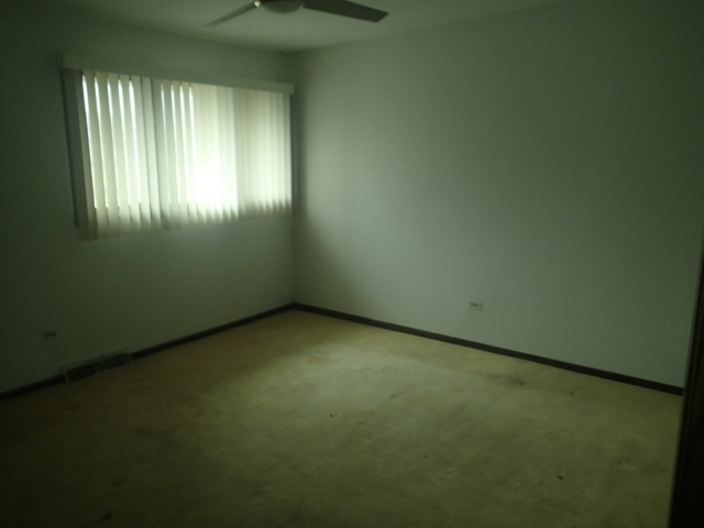 10363 S 84th Avenue Property Photo 6