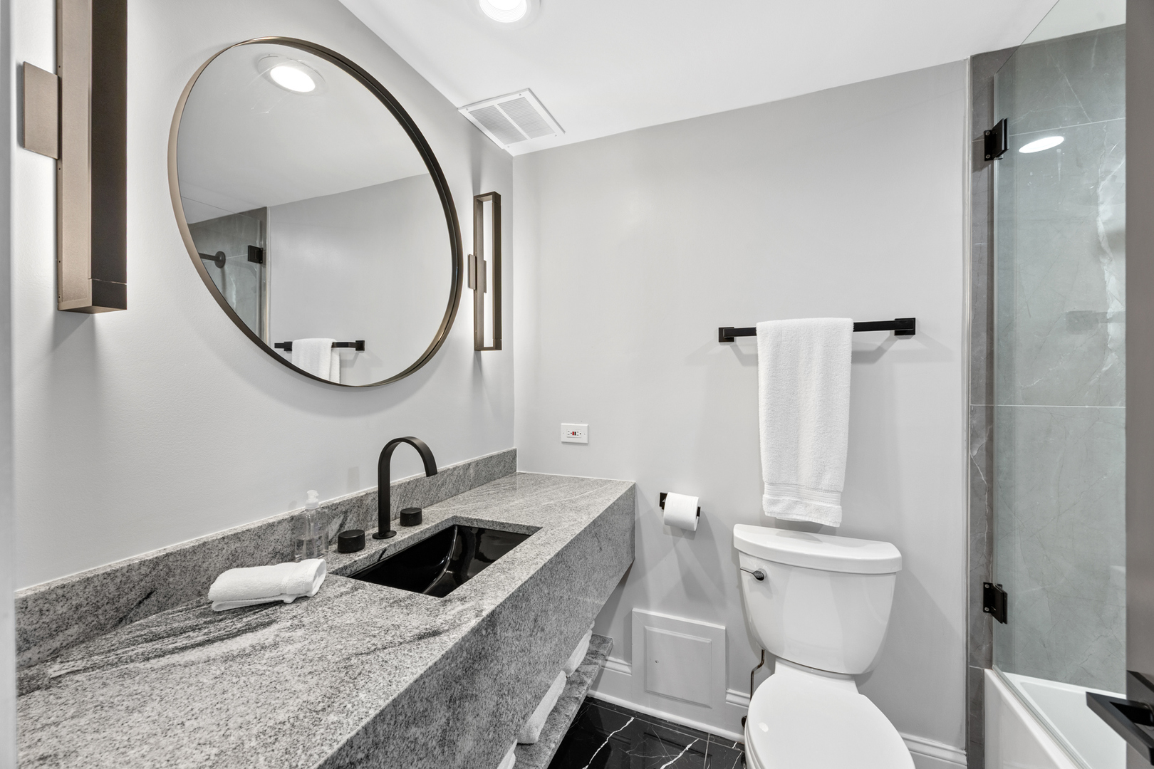 180 E Pearson Street 3702 Property Photo 29