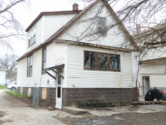 195 W 15th Street Property Photo 6