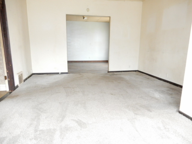 195 W 15th Street Property Photo 7