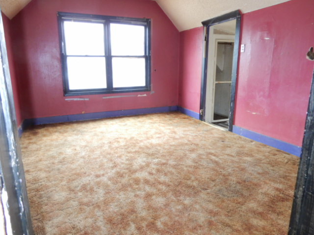 195 W 15th Street Property Photo 13