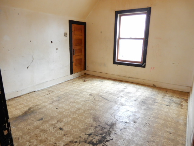 195 W 15th Street Property Photo 14