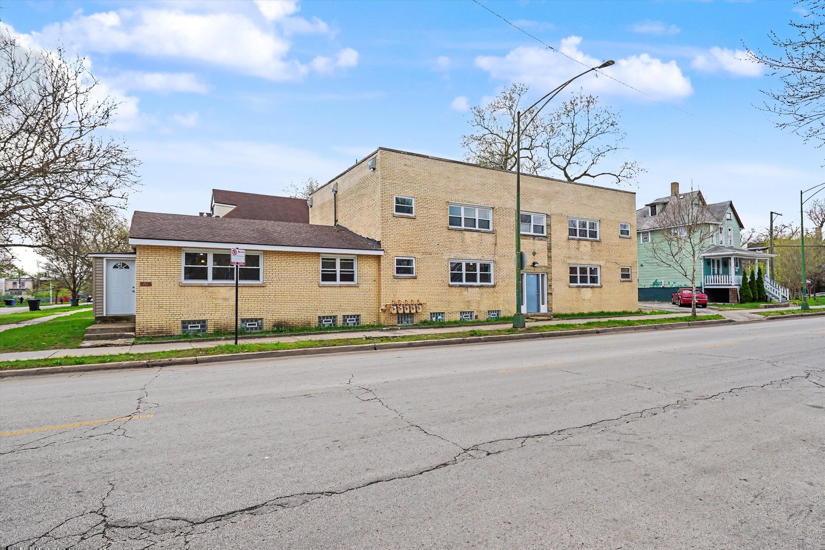 7600 S Marquette Avenue 1 Property Photo 10