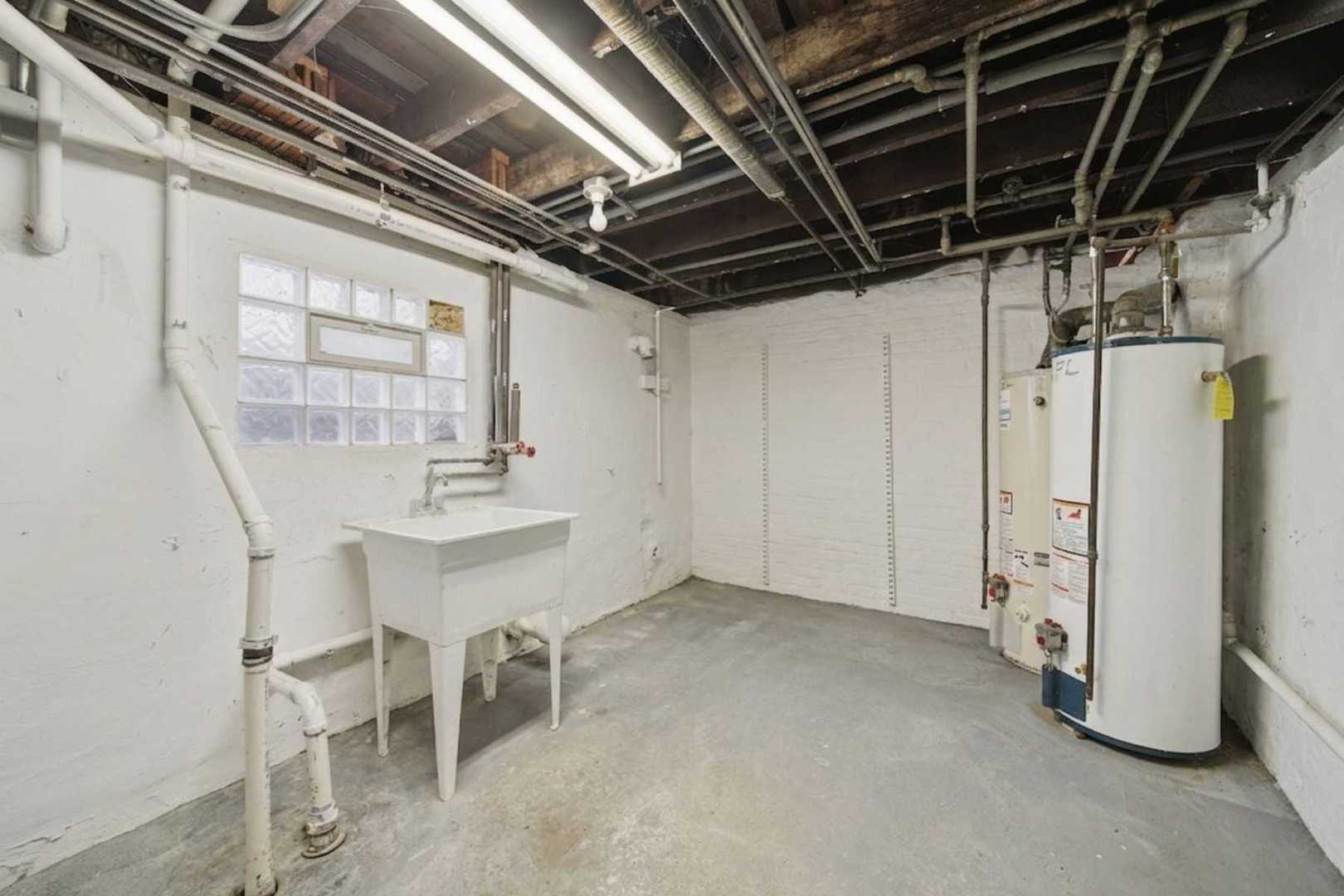 12815 Clinton Street Property Photo 32