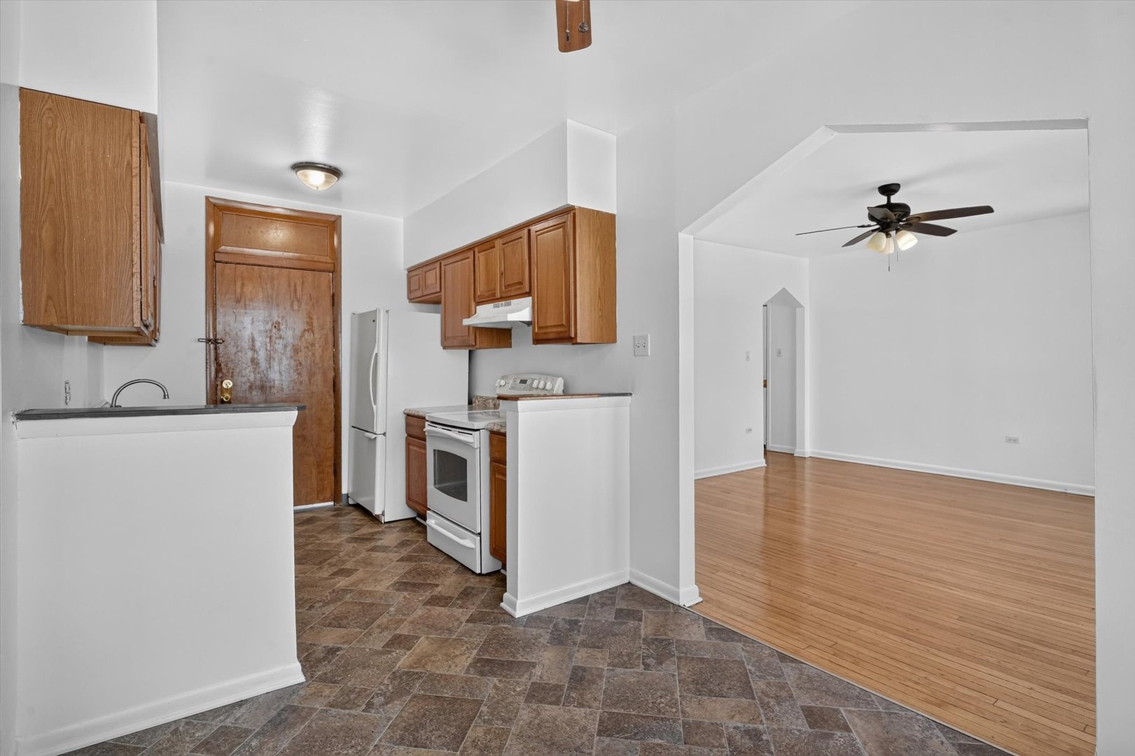 7019 S Merrill Avenue 106 Property Photo 25