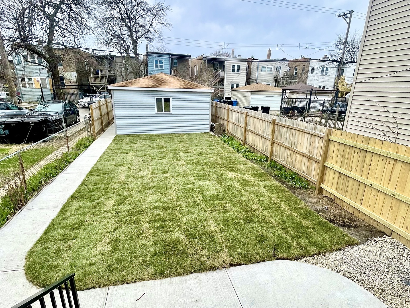 7042 S Eberhart Avenue Property Photo 35