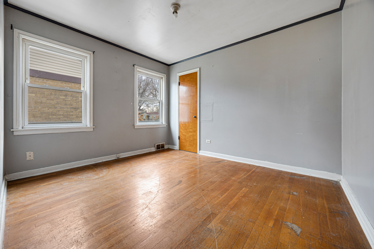 319 49th Avenue Property Photo 14